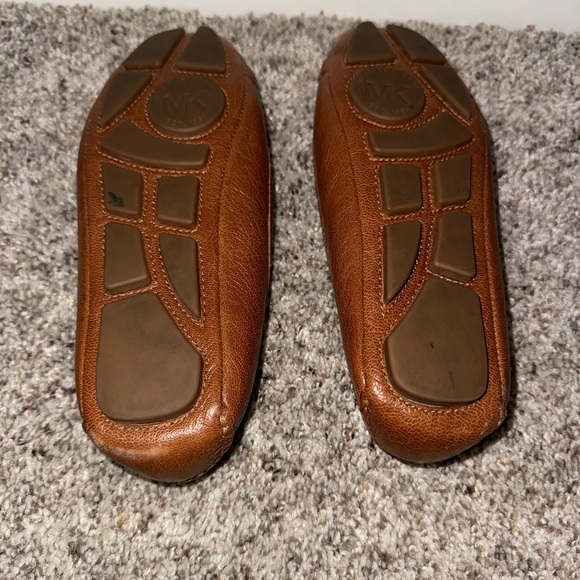 Michael Kors camel flats size 6 - Picture 5 of 5